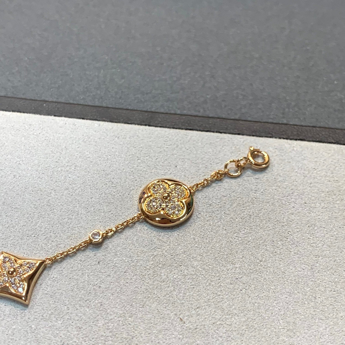 ¡®lume Jewelry¡¯STAR AND SUN 4 MOTIFS GOLD DIAMONDS BRACELET