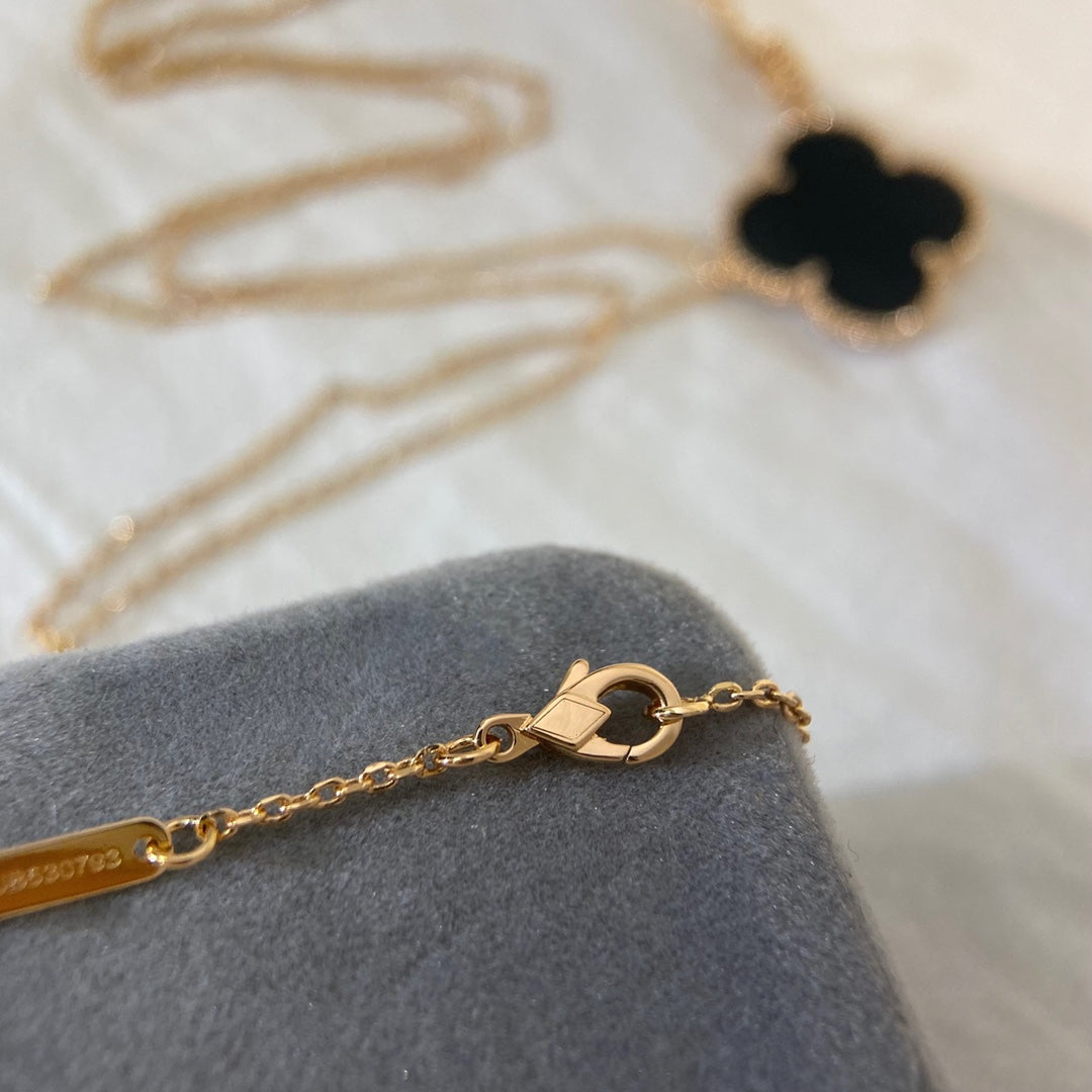 ¡®lume Jewelry¡¯CLOVER 25MM NECKLACE GOLD ONYX