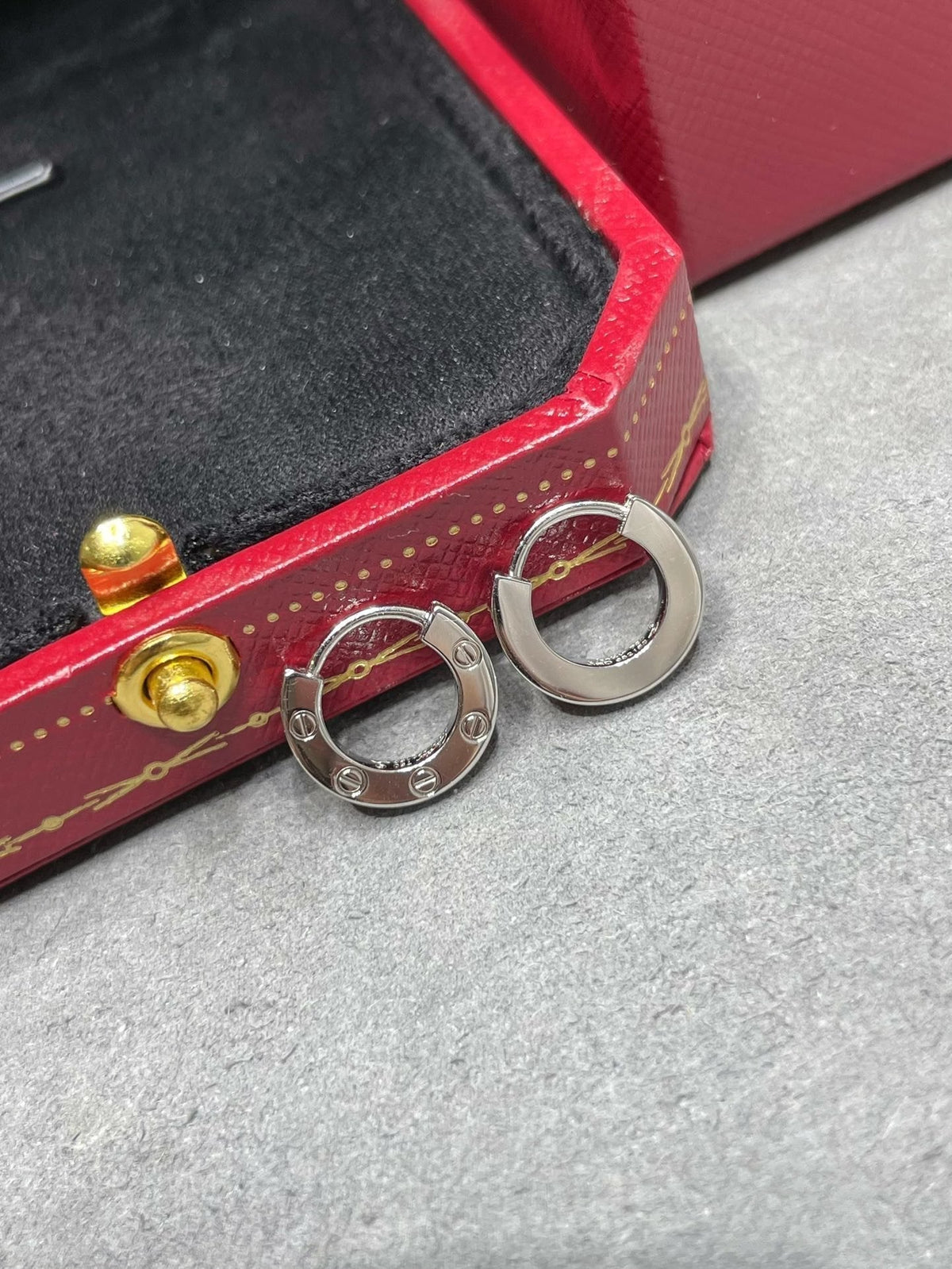 ¡®lume Jewelry¡¯LOVE MINI EARRINGS