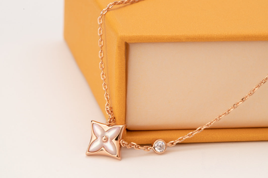 ¡®lume Jewelry¡¯STAR PINK MOP 1 DIAMOND PINK GOLD NECKLACE