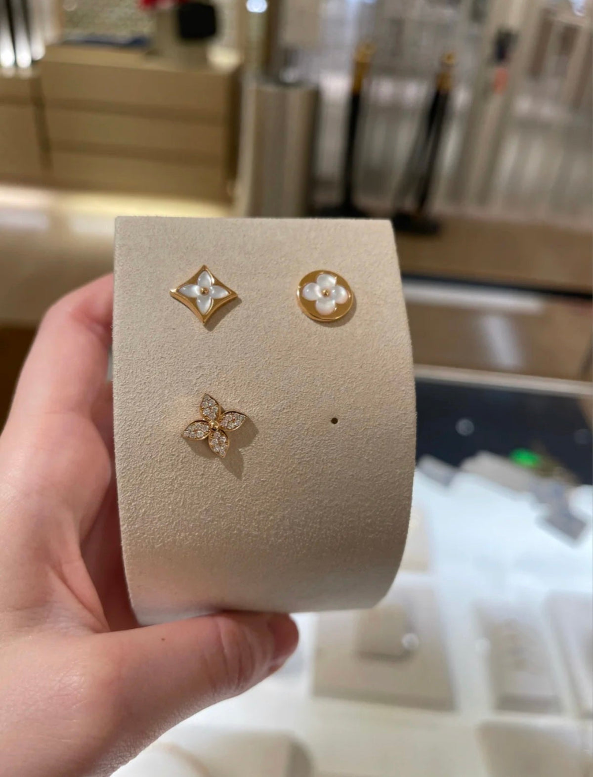 ¡®lume Jewelry¡¯STAR BLOSSOM STUD EARRINGS PINK GOLD DIAMONDS