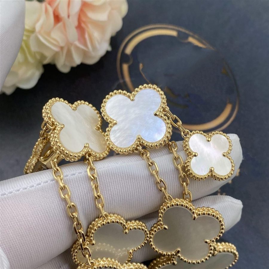 ¡®lume Jewelry¡¯CLOVER EARRINGS WHITE MOP 4 MOTIFS GOLD