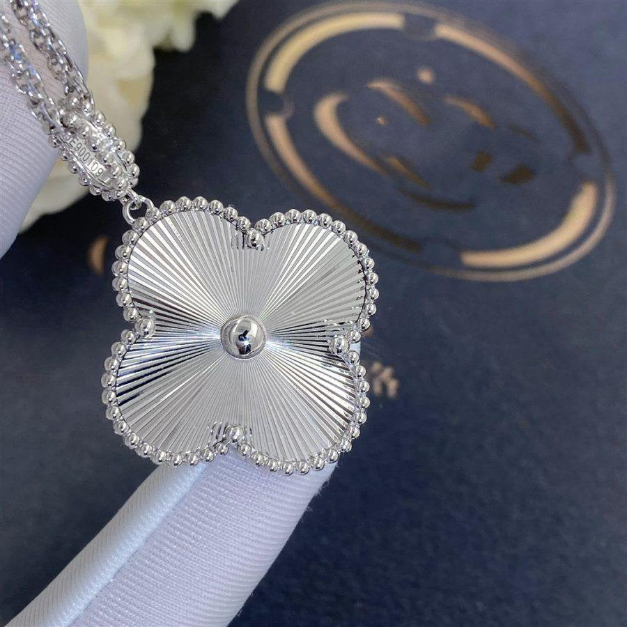 ¡®lume Jewelry¡¯CLOVER 25MM SILVER BIG CLOVER NECKLACE