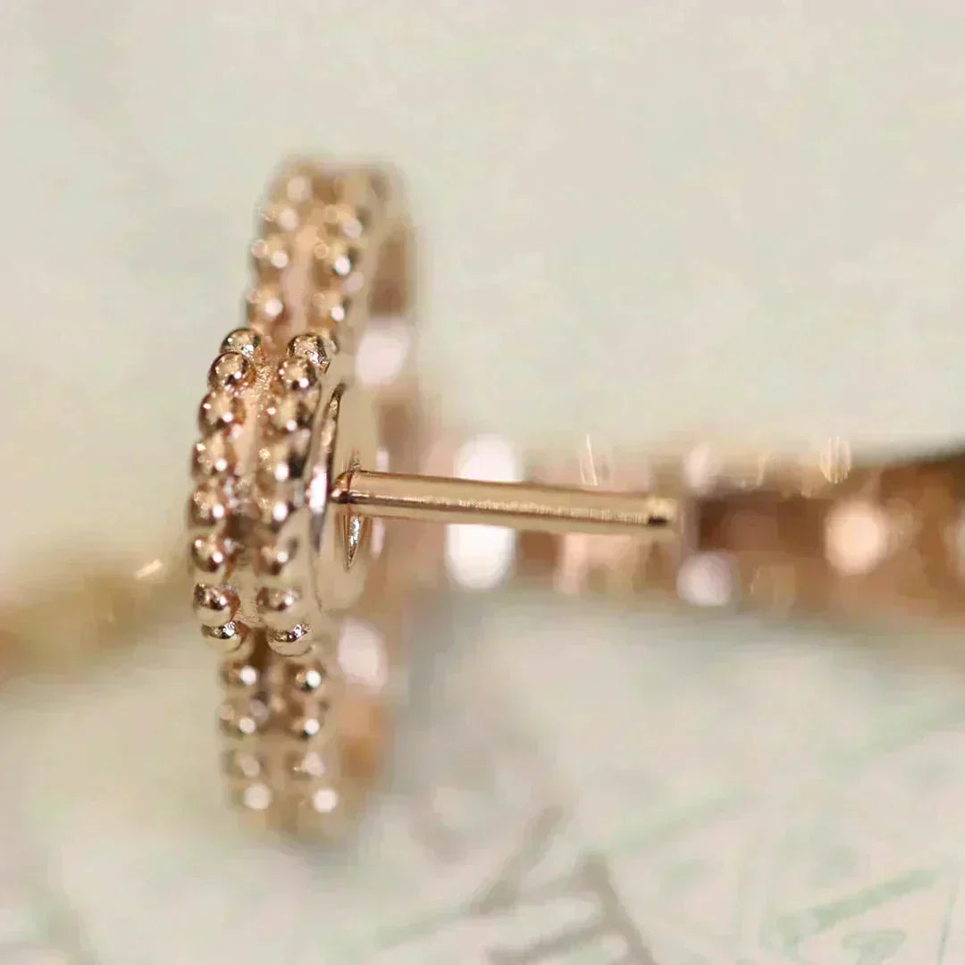 ¡®lume Jewelry¡¯CLOVER MEDIUM 1 MOTIFS FUll DIAMOND EARRINGS