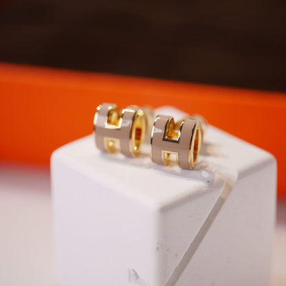 ¡®lume Jewelry¡¯MINI POP H GOLD EARRINGS GREY
