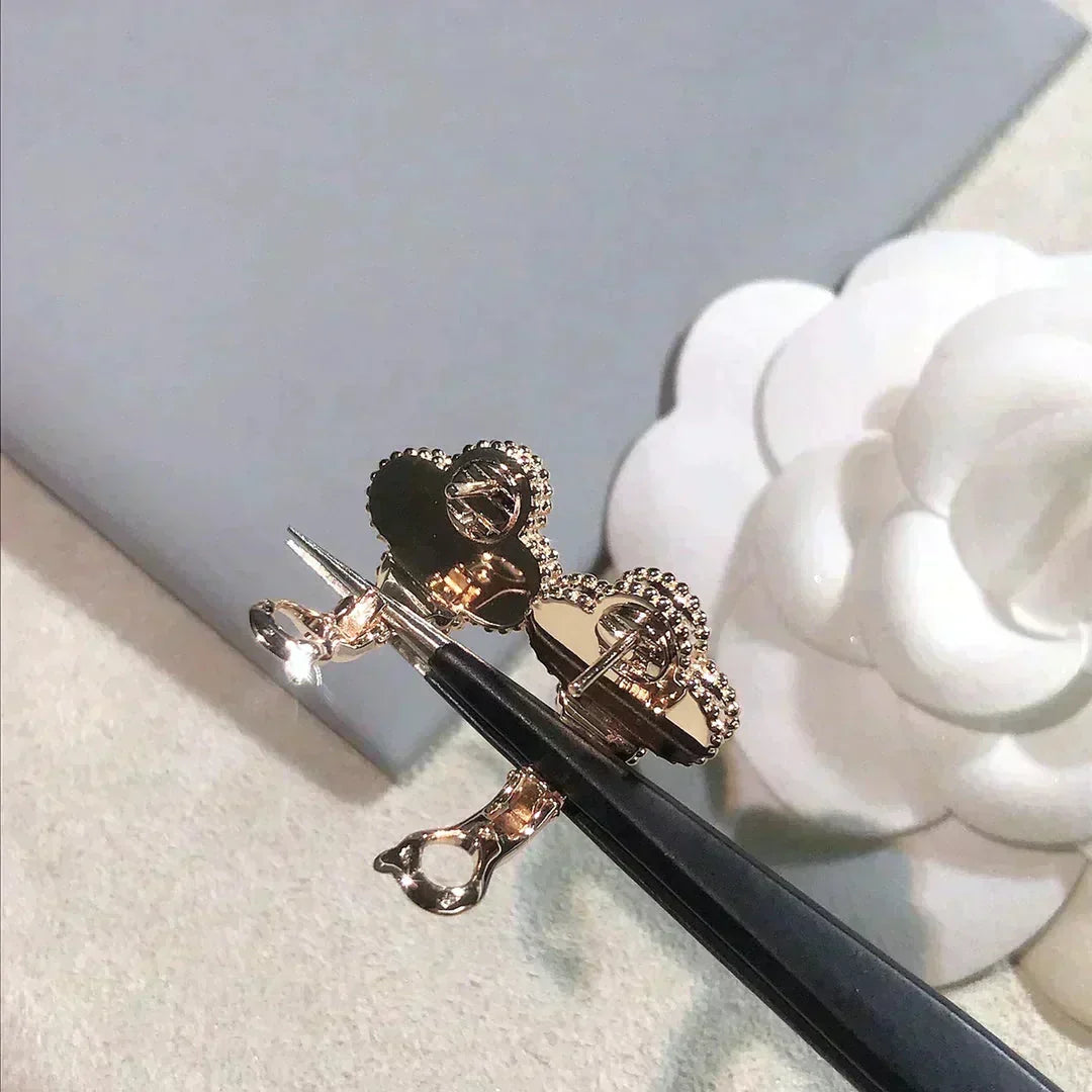 ¡®lume Jewelry¡¯CLOVER MEDIUM 1 MOTIFS  PINK MOP DIAMOND EARRINGS