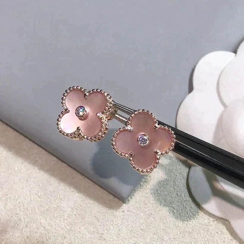 ¡®lume Jewelry¡¯CLOVER MEDIUM 1 MOTIFS  PINK MOP DIAMOND EARRINGS