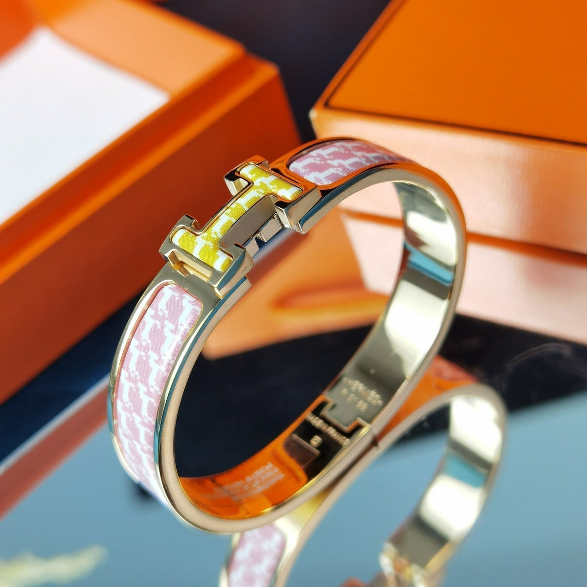 ¡®lume Jewelry¡¯H HORSE BRACELET 12MM