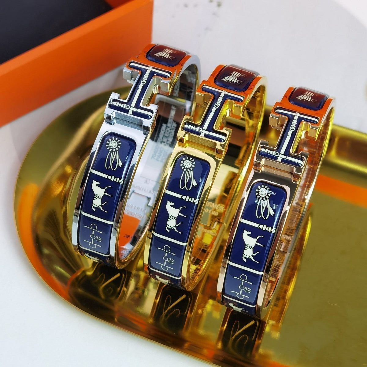 ¡®lume Jewelry¡¯H COUVERTURES DARK BLUE BRACELET