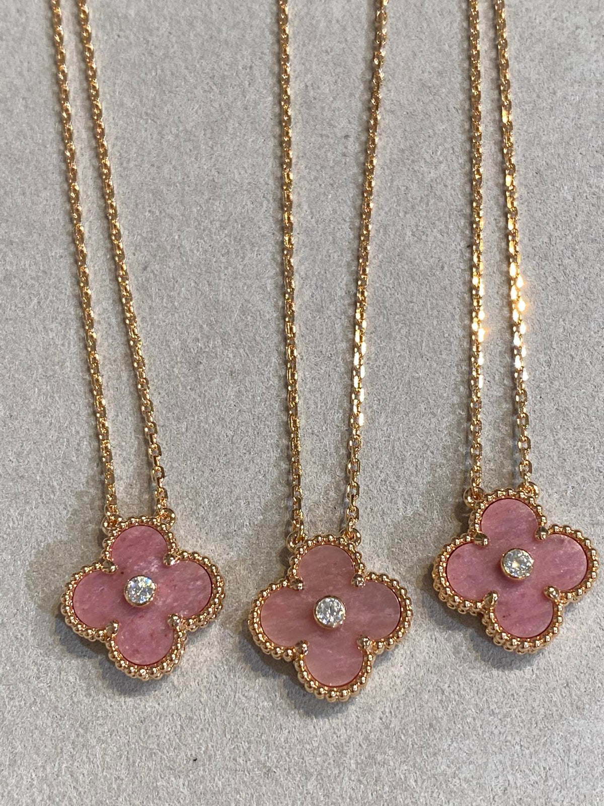 ¡®lume Jewelry¡¯CLOVER 15MM DIAMOND RHODONITE NECKLACE