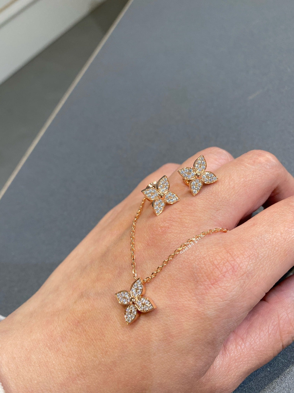 ¡®lume Jewelry¡¯STAR DIAMOND NECKALCE