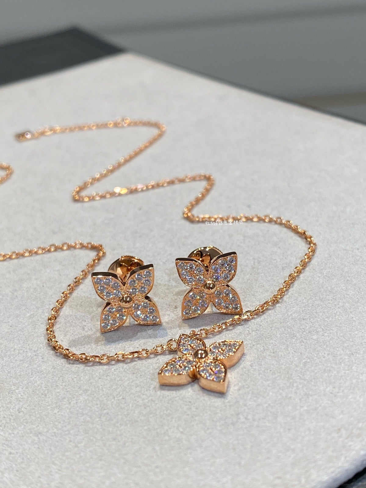 ¡®lume Jewelry¡¯STAR DIAMOND NECKALCE