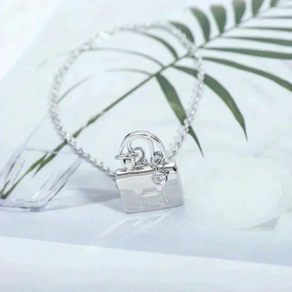 ¡®lume Jewelry¡¯AMULETTE PEDANT SILVER NECKLACE