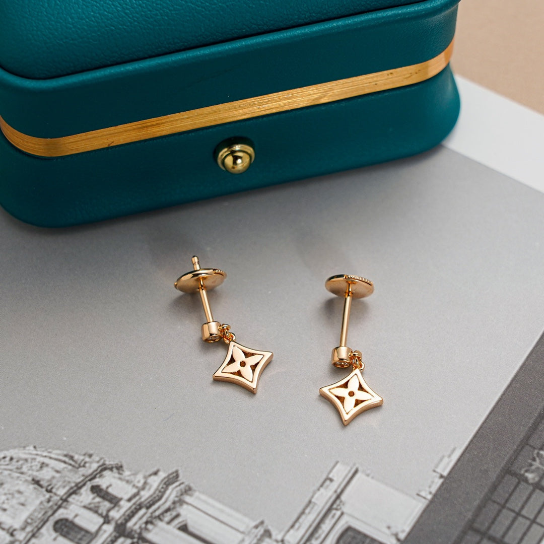 ¡®lume Jewelry¡¯STAR EARRINGS GOLD