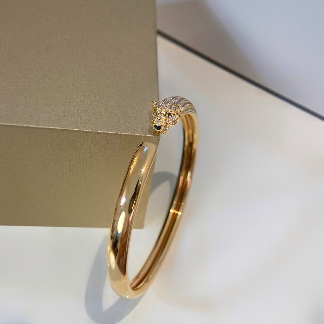 ¡®lume Jewelry¡¯PANTHERE GOLD DIAMOND OPEN BRACELET