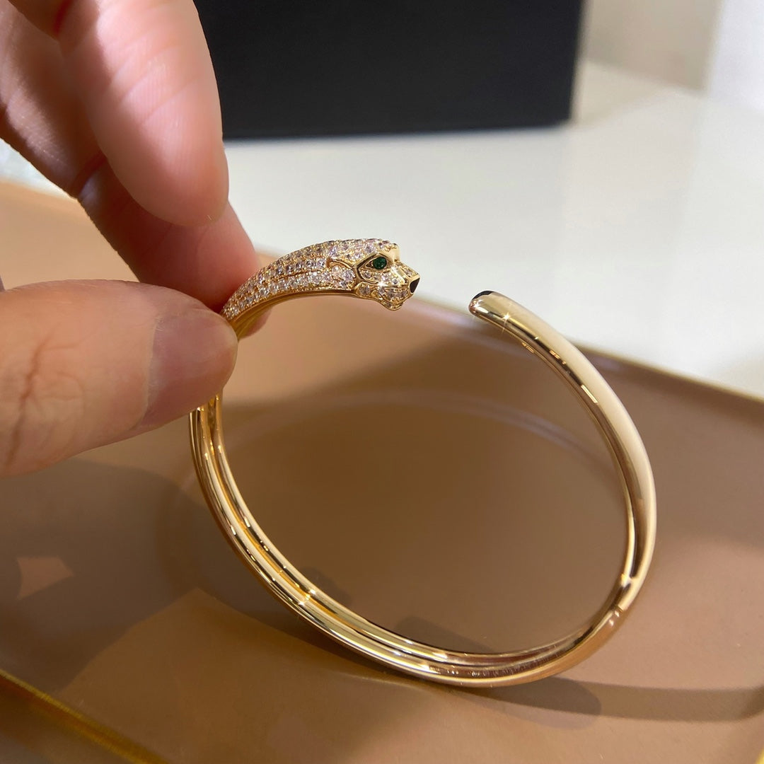¡®lume Jewelry¡¯PANTHERE GOLD DIAMOND OPEN BRACELET