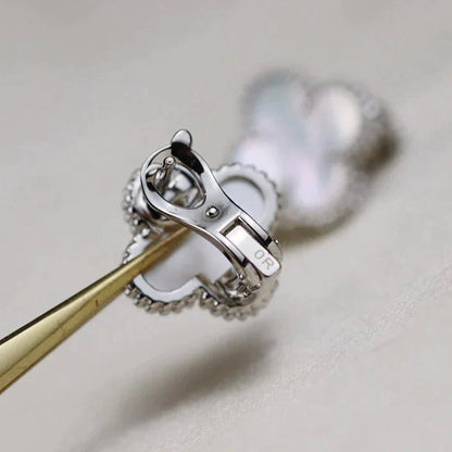 ¡®lume Jewelry¡¯CLOVER MEDIUM 1 MOTIFS  WHITE MOP EARRINGS SILVER