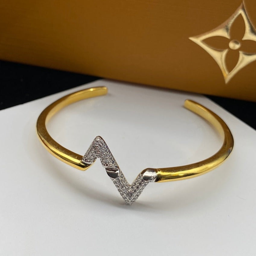 ¡®lume Jewelry¡¯VOLTE UPSITE DOWN DIAMOND GOLD OPEN BRACELET