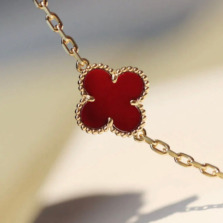 ¡®lume Jewelry¡¯CLOVER 20 MOTIFS CARNELIAN NECKLACE