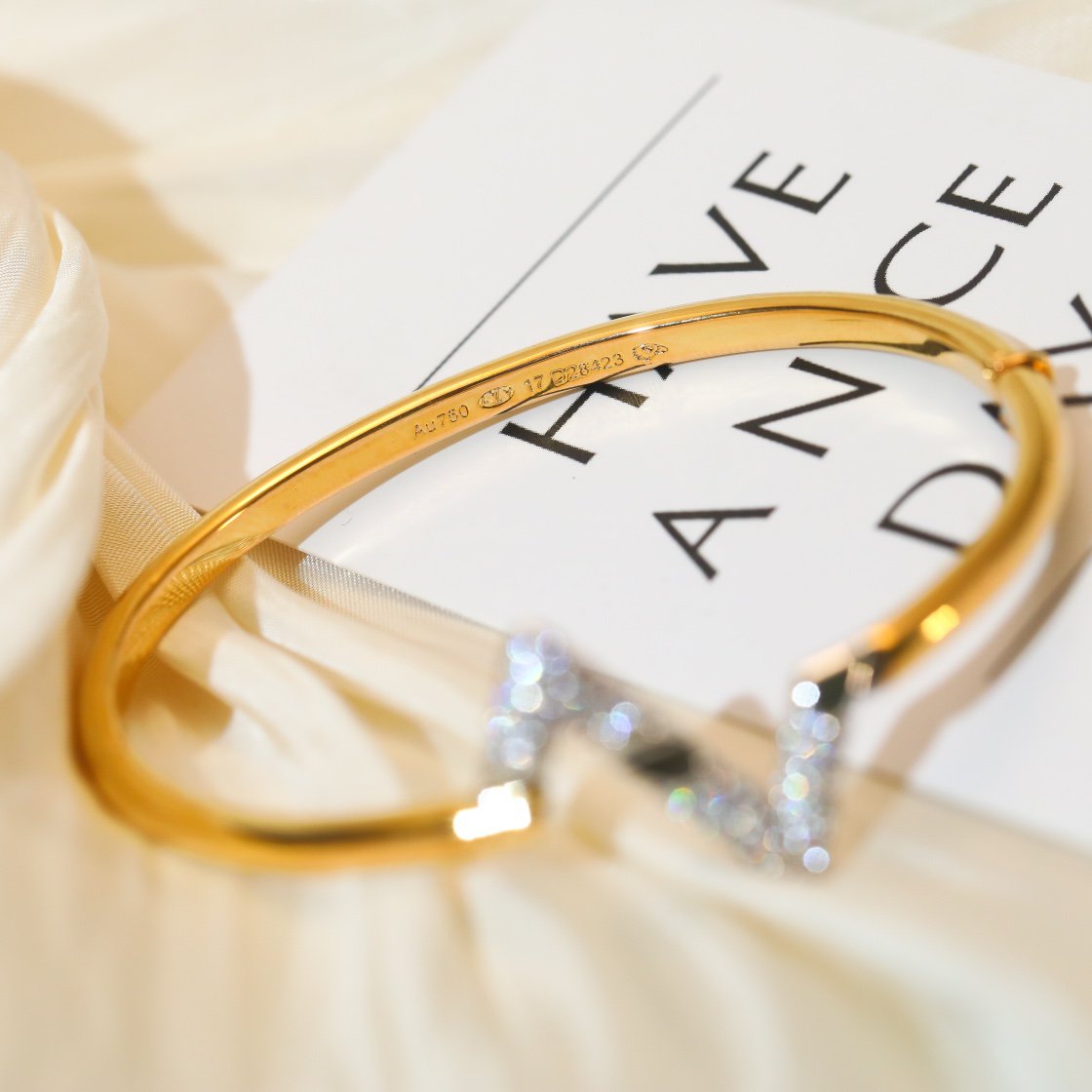 ¡®lume Jewelry¡¯VOLTE UPSITE DOWN GOLD DIAMOND BRACELET