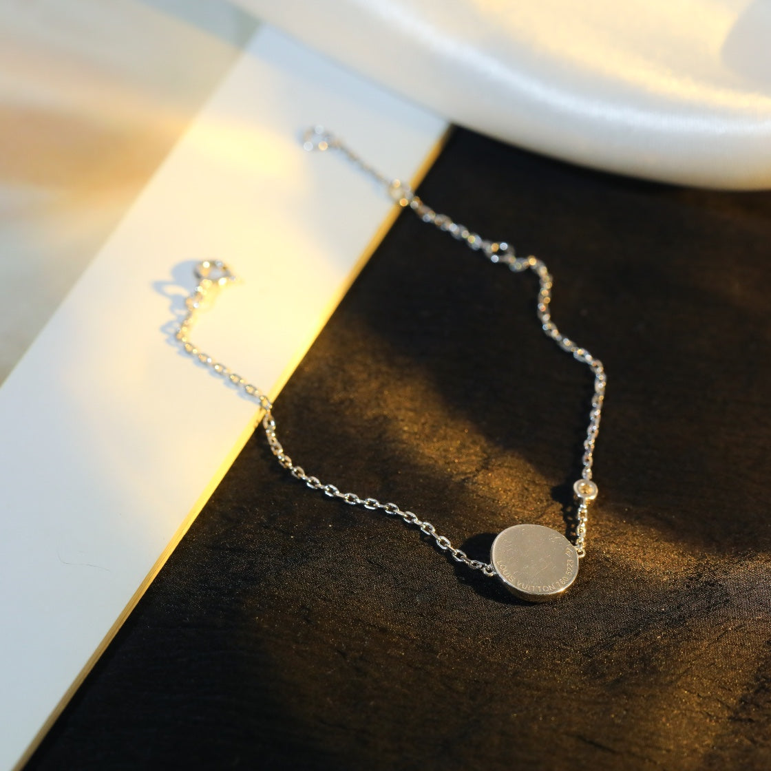 ¡®lume Jewelry¡¯SUN MOTIF PINK MOP SILVER BRACELET