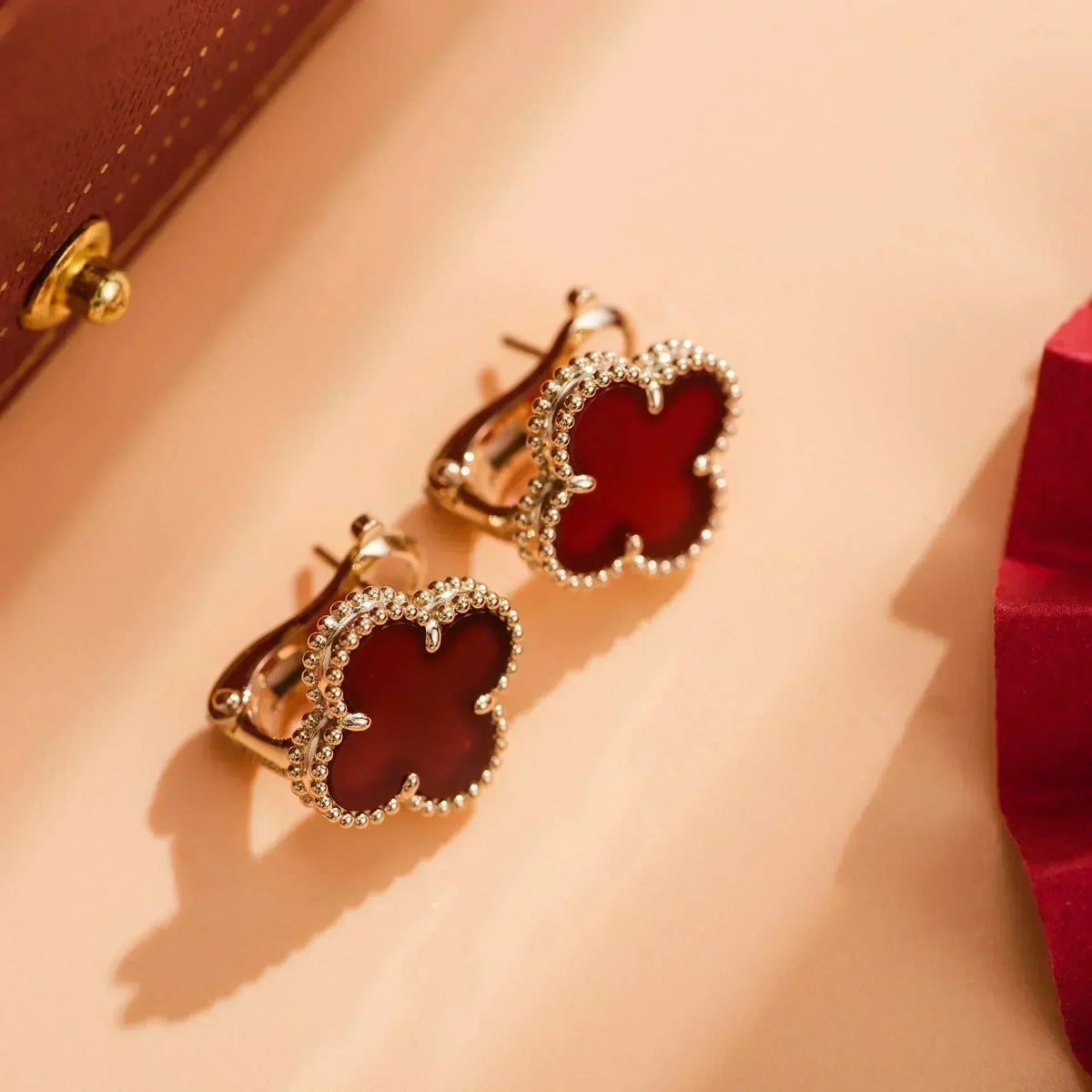 ¡®lume Jewelry¡¯CLOVER MEDIUM 1 MOTIFS CARNELIAN  EARRINGS
