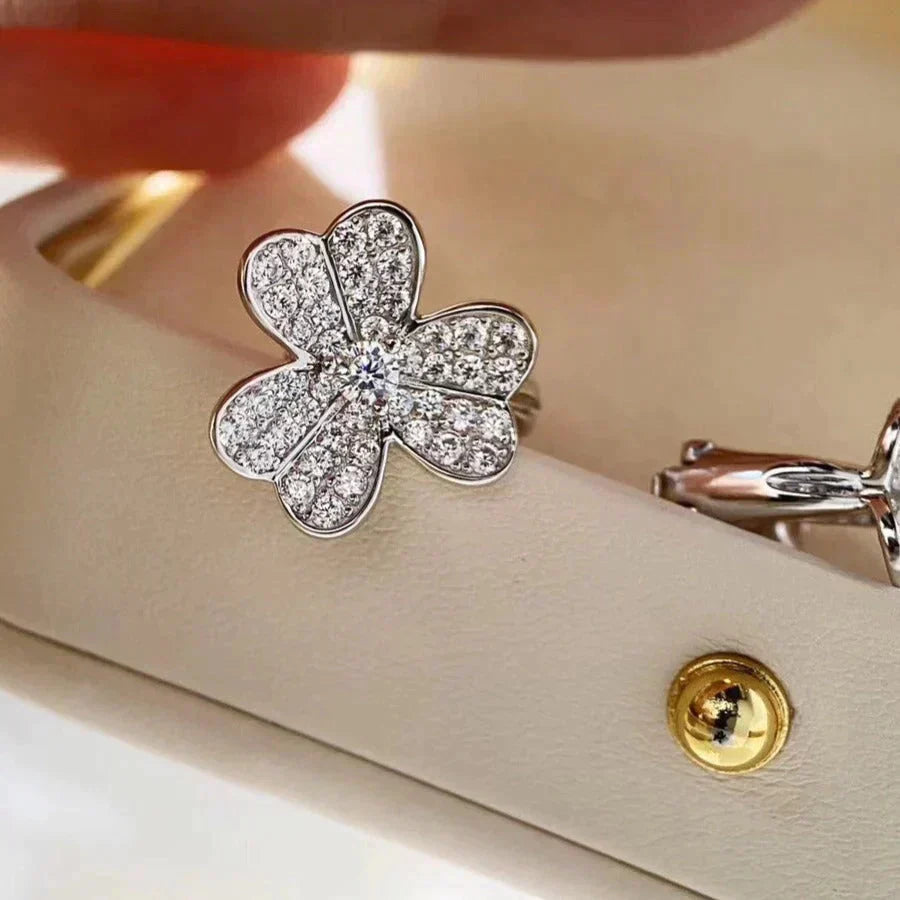 ¡®lume Jewelry¡¯CLOVER COMOS DIAMOND EARRINGS SILVER