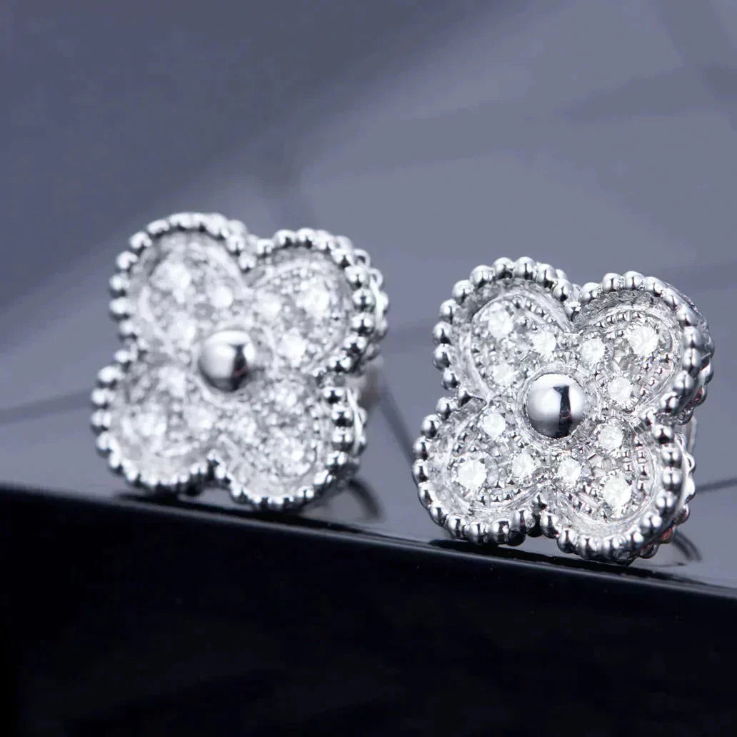 ¡®lume Jewelry¡¯CLOVER 1 MOTIFS DIAMOND STUD EARRINGS SILVER