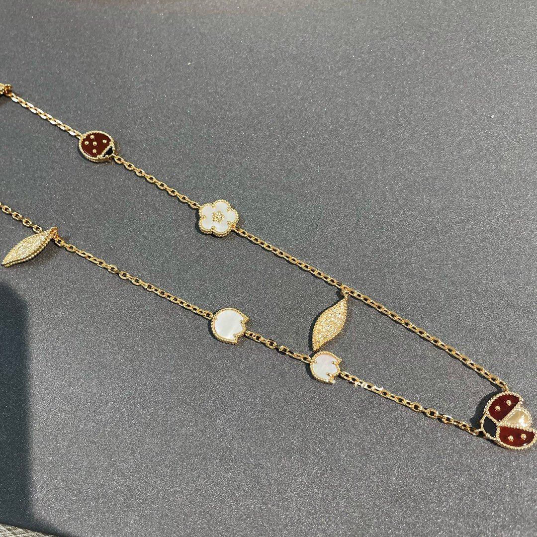 ¡®lume Jewelry¡¯LUCKY SPRING 15 MOTIFS GOLD NECKLACE