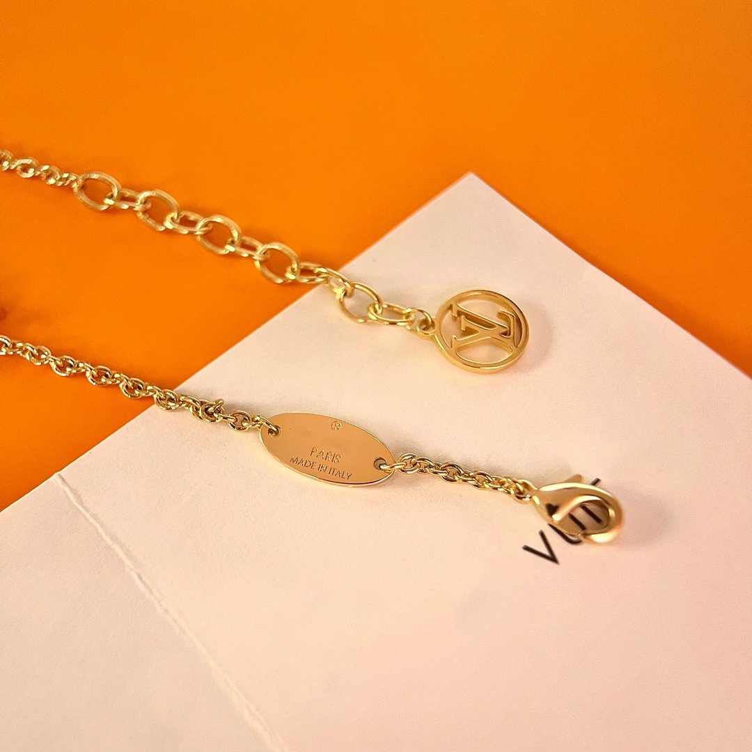 ¡®lume Jewelry¡¯LOGO STAR MOTIF GOLD BRACELET