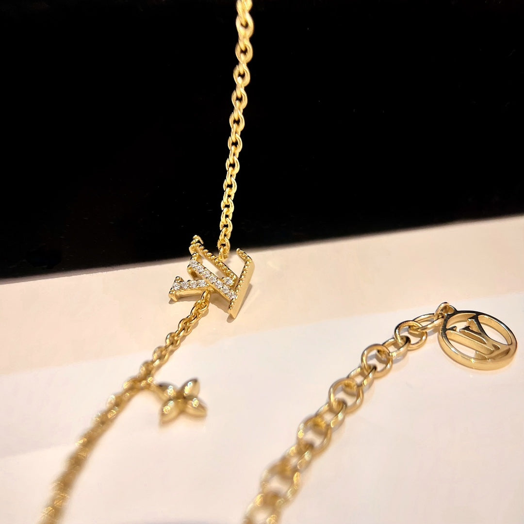 ¡®lume Jewelry¡¯LOGO STAR MOTIF GOLD BRACELET