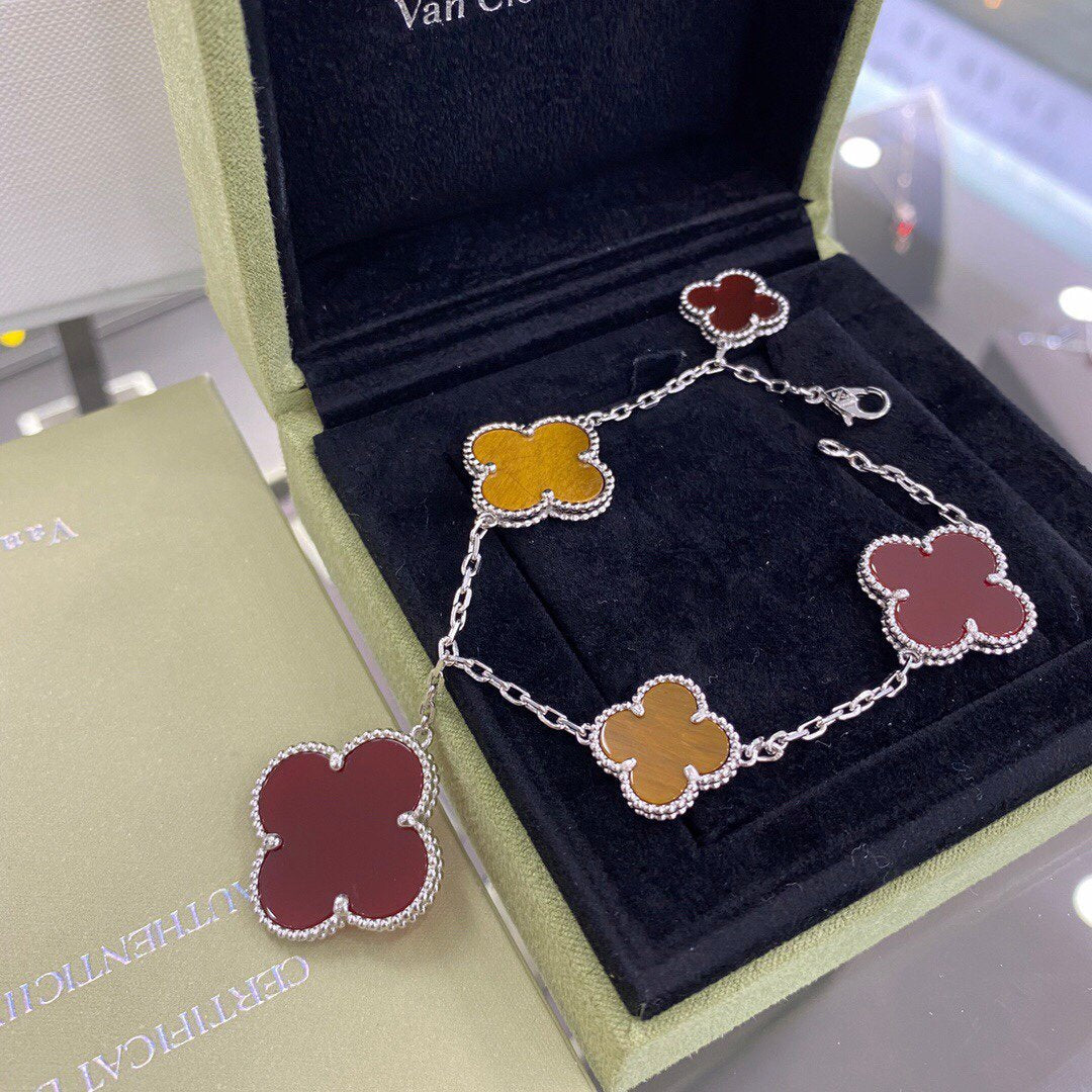 ¡®lume Jewelry¡¯CLOVER 5 MOTIFS SIVLER CARNELIAN TIGER EYE BRACELET