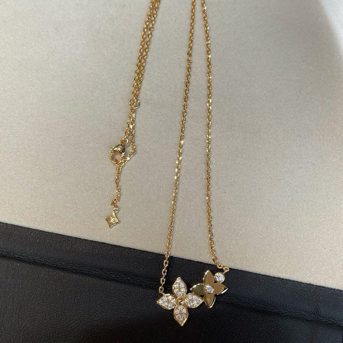 ¡®lume Jewelry¡¯STAR BLOSSOM NECKLACE PINK GOLD DIAMONDS