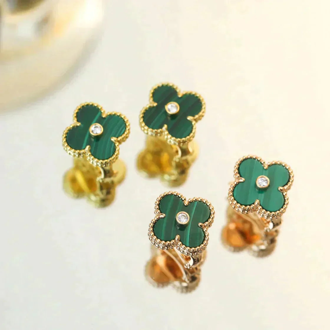 ¡®lume Jewelry¡¯CLOVER MEDIUM 1 MOTIFS MALACHITE DIAMOND EARRINGS