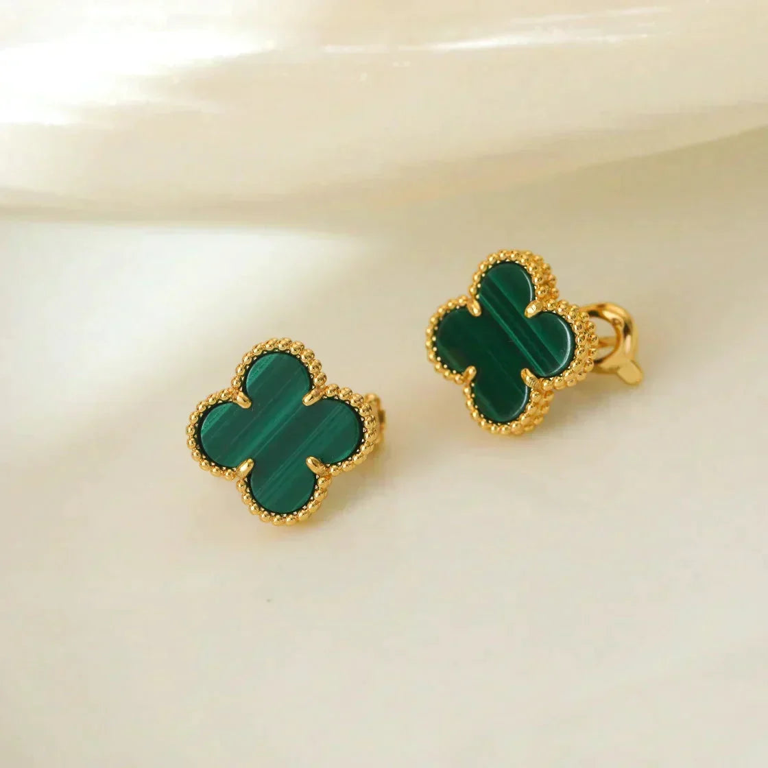 ¡®lume Jewelry¡¯CLOVER MEDIUM 1 MOTIFS MALACHITE  EARRINGS
