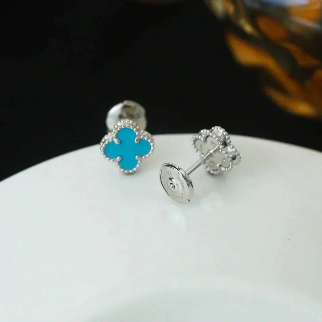 ¡®lume Jewelry¡¯CLOVER MINI 9.5MM ONYX STUD EARRINGS SILVER