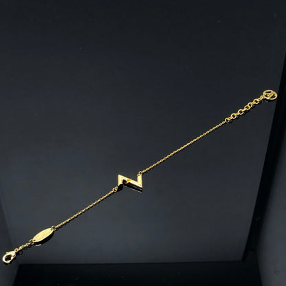 ¡®lume Jewelry¡¯VOLT LV LOGO BRACELET