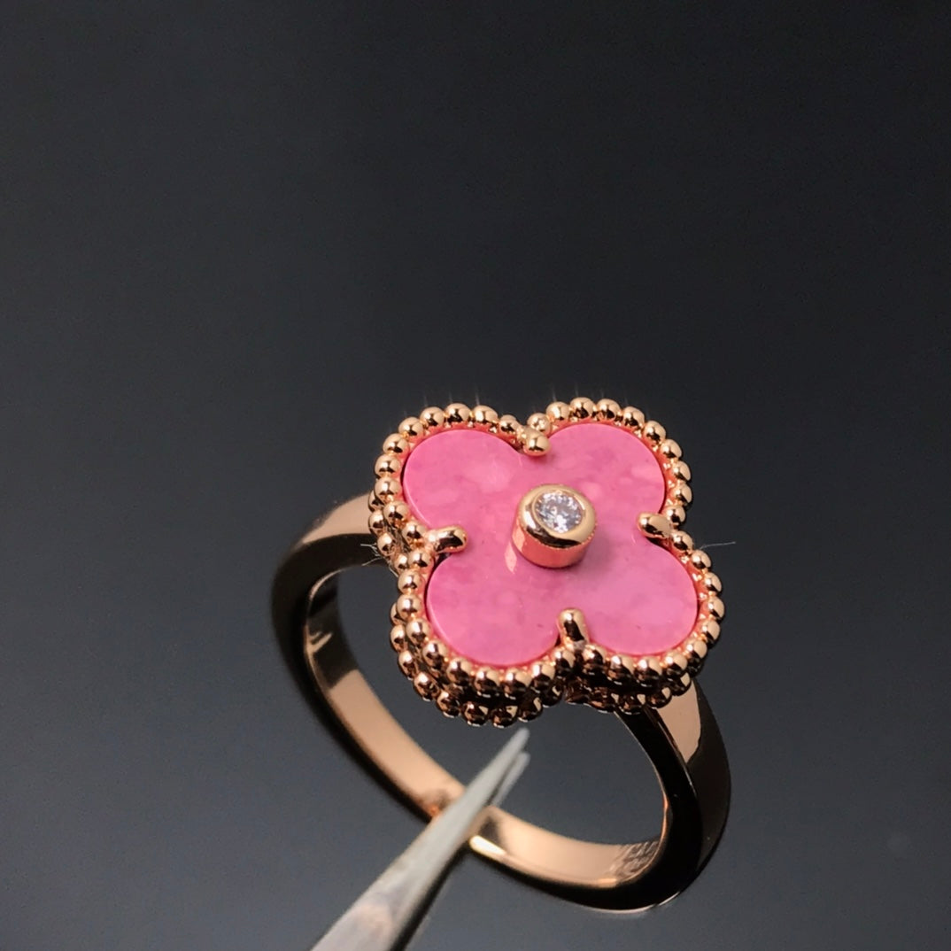 ¡®lume Jewelry¡¯CLOVER RHODONITE ROSE GOLD RING