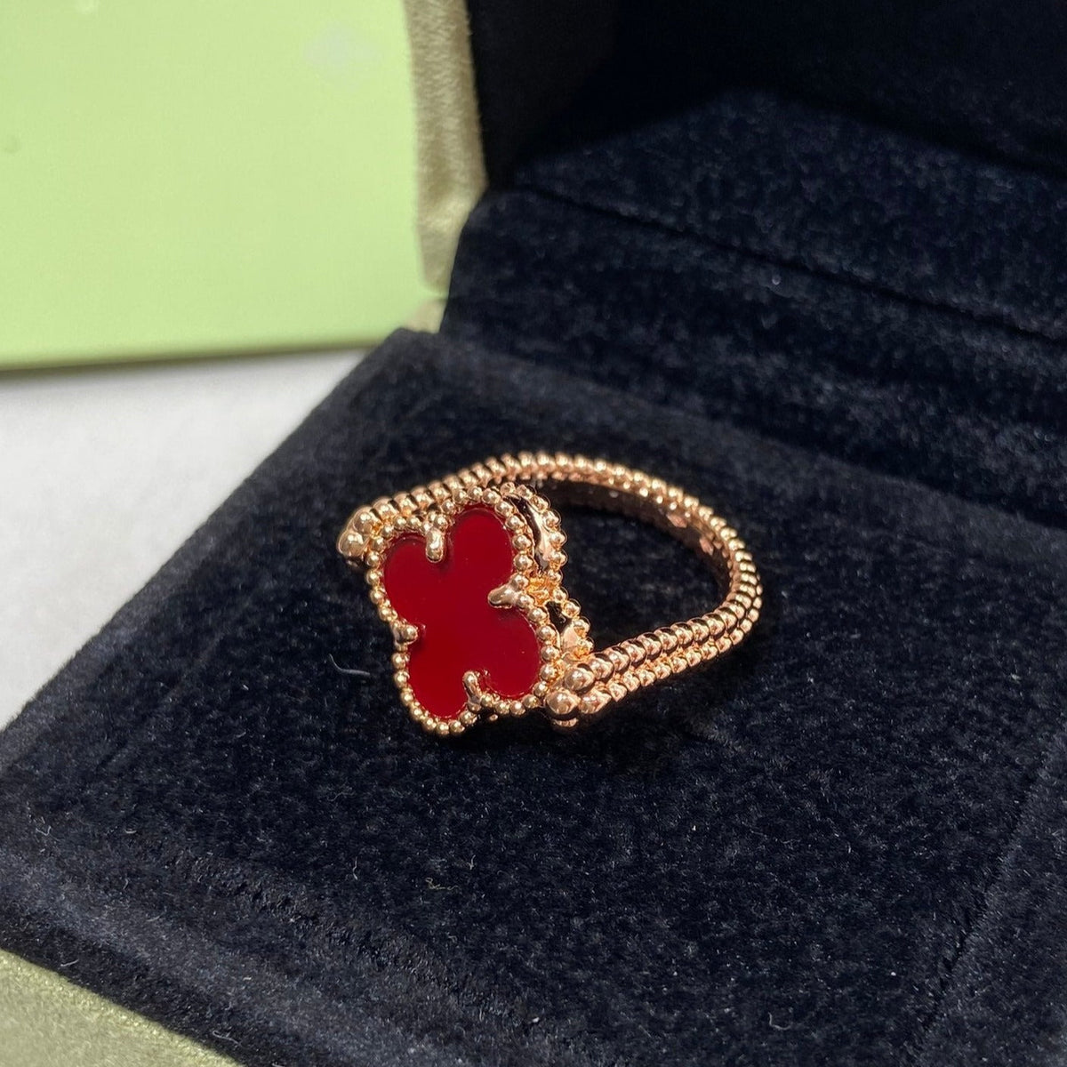 ¡®lume Jewelry¡¯CLOVER RIVERSIBLE ROSE GOLD RING