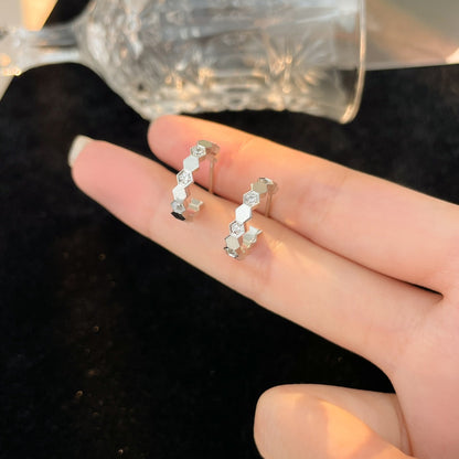 ¡®lume Jewelry¡¯BEE LOVE DIAMOND HOOP EARRINGS