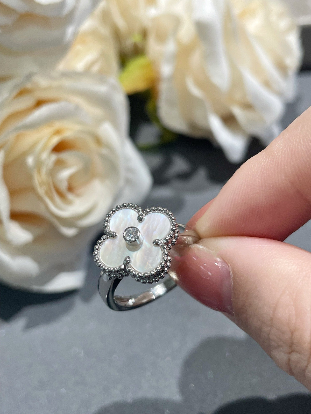 ¡®lume Jewelry¡¯CLOVER SILVER MOP DIAMOND RING