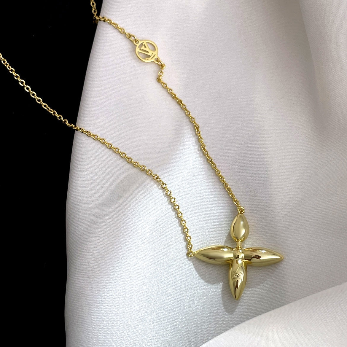 ¡®lume Jewelry¡¯LOUISETTE GOLD NECKLACE
