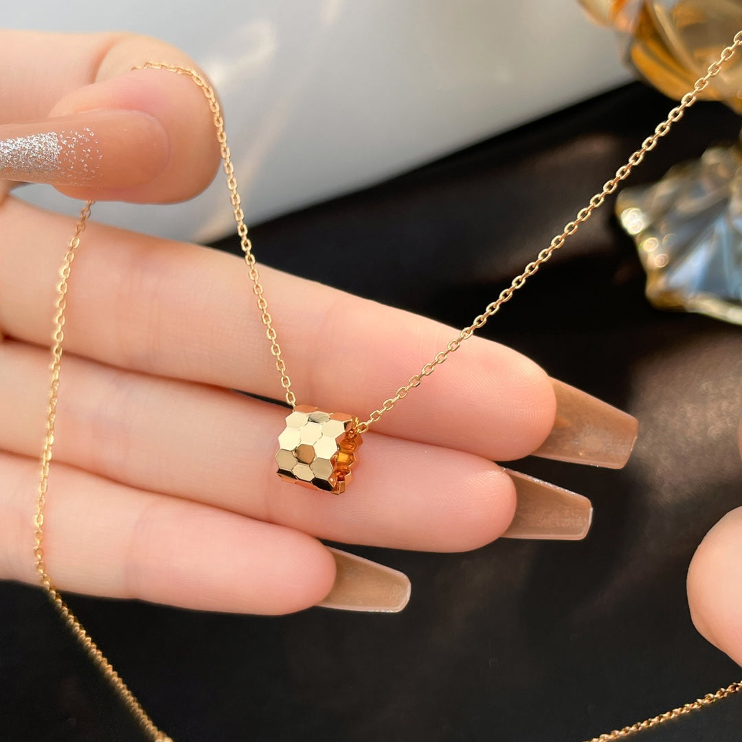 ¡®lume Jewelry¡¯BEE MINI NECKLACE