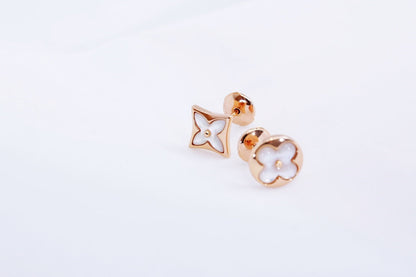 ¡®lume Jewelry¡¯STAR AND SUN PINK GOLD MOP STUD EARRINGS