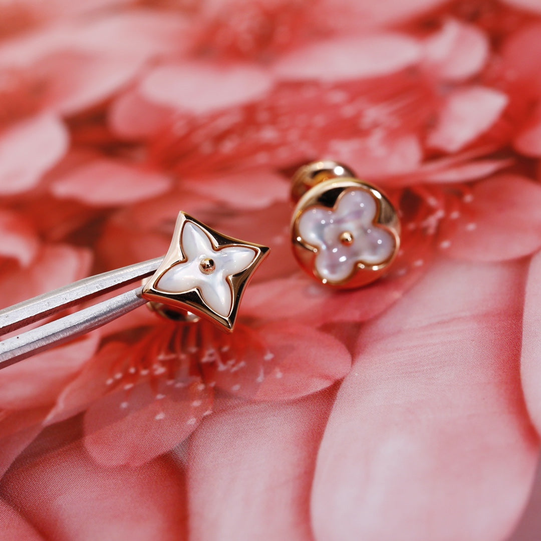 ¡®lume Jewelry¡¯STAR AND SUN PINK GOLD MOP STUD EARRINGS