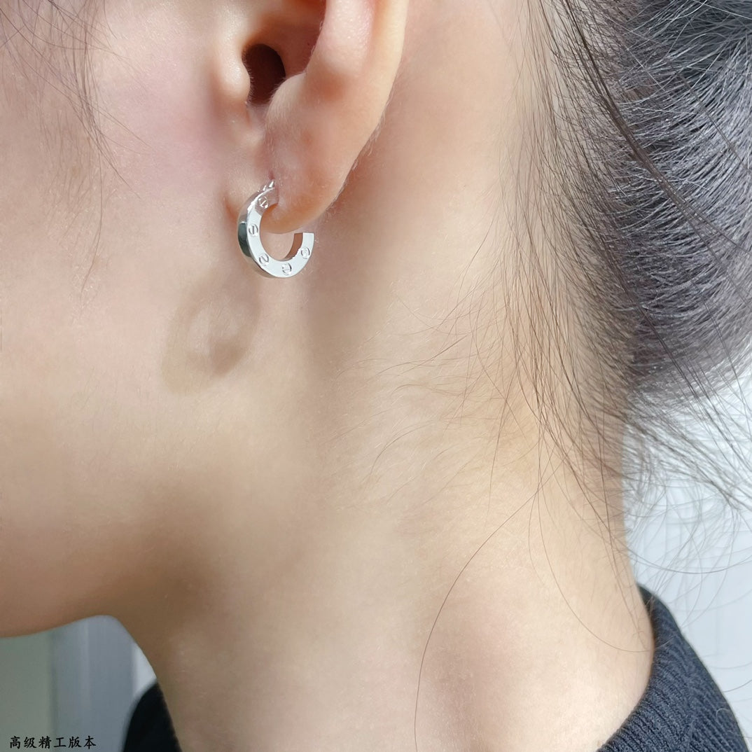 ¡®lume Jewelry¡¯LOVE MINI EARRINGS