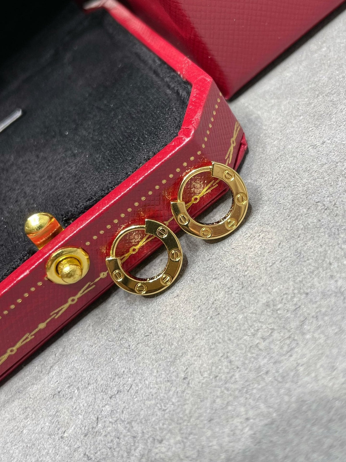 ¡®lume Jewelry¡¯LOVE MINI EARRINGS