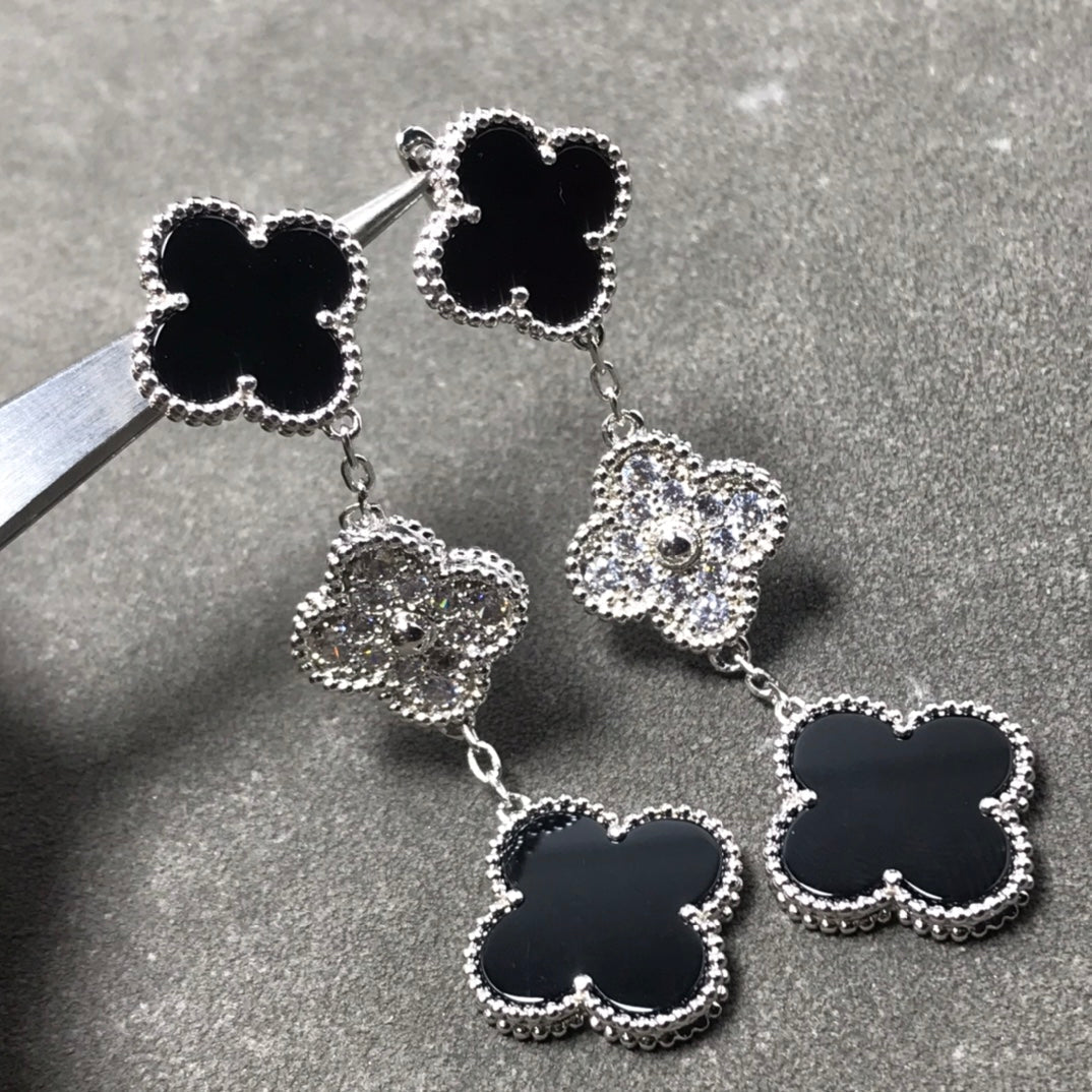 ¡®lume Jewelry¡¯CLOVER 3 MOTIF DIAMOND ONYX SILVER EARRINGS