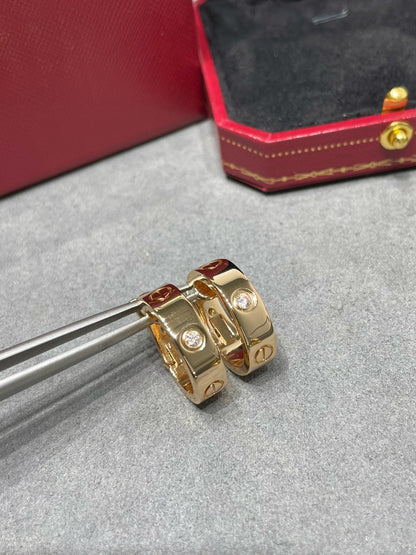¡®lume Jewelry¡¯LOVE 5.5MM 1 DIAMOND EARRINGS