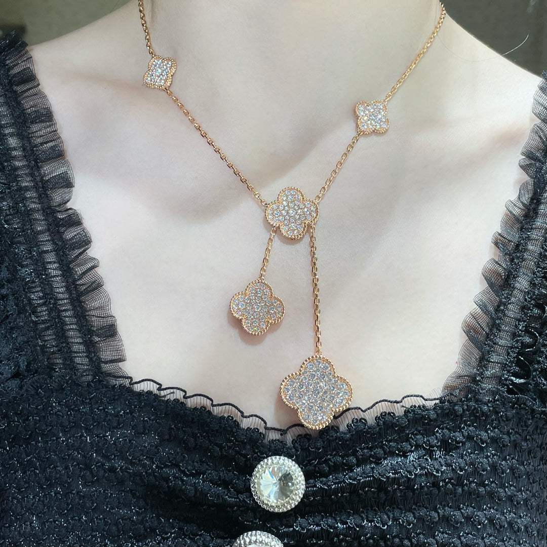 ¡®lume Jewelry¡¯CLOVER 6 MOTIF DIAMOND PAVED NECKLACE